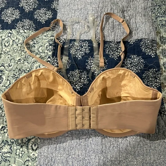 Victoria’s Secret BioFit Multiway bra. - Picture 3 of 4